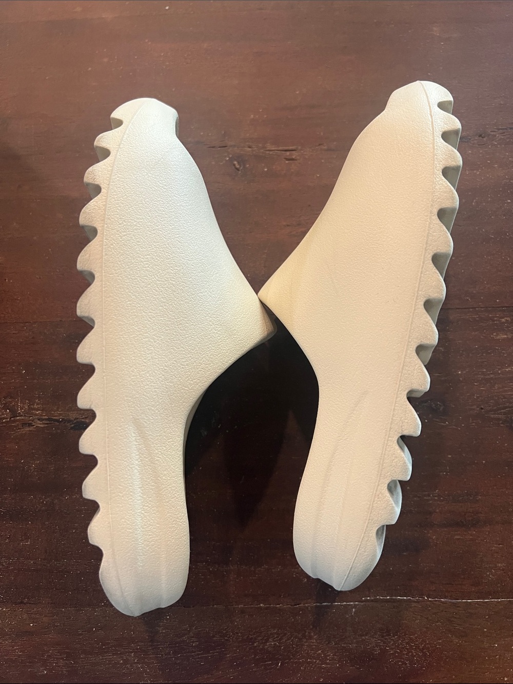 adidas YZY Slide Box in Bone - Picture 8 of 8